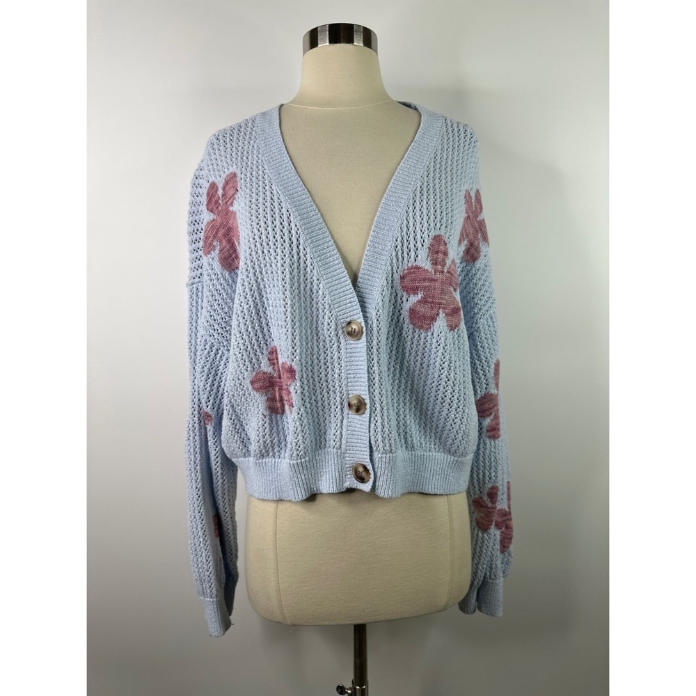 Light Blue Floral Cropped Button-Front Knit Cardigan